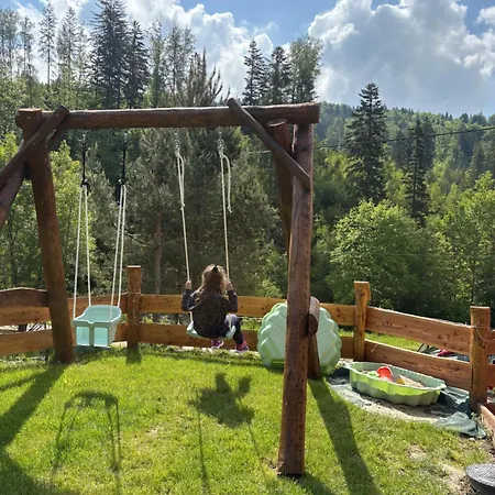 Gosciejowka Na Skraju Lasu